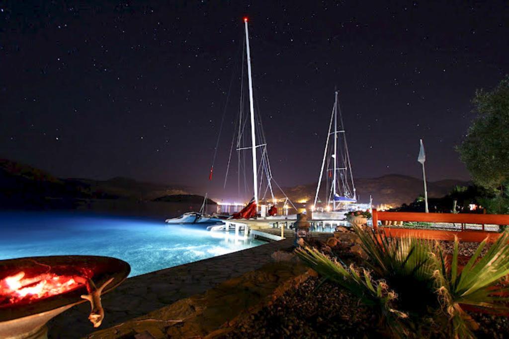 Bozburun Yacht Club Hotel Exterior photo